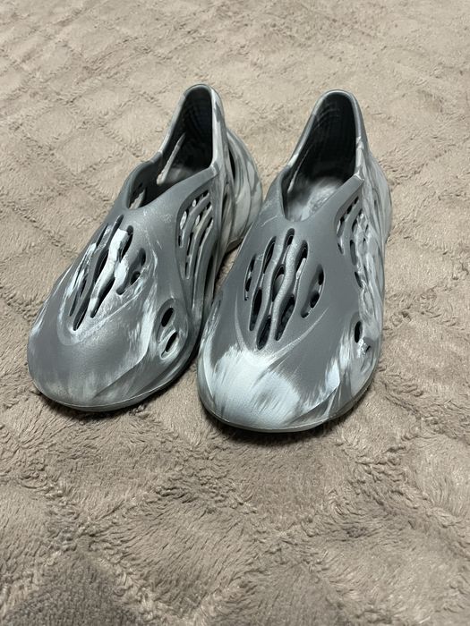 Adidas foam runner - novas