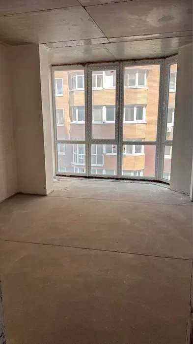 Продам 2 комнатную квартиру 65кв.м. в новом доме с начатым ремонтом на Поселке Котовского