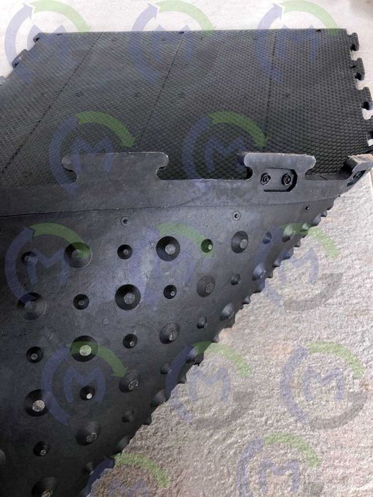 Гумові мати ,килимки для корів 1230*1830*19 мм.