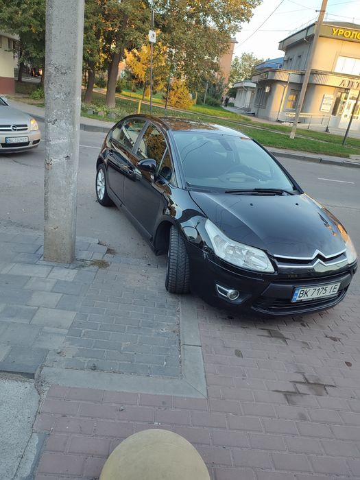 авто ситроенс4 2008