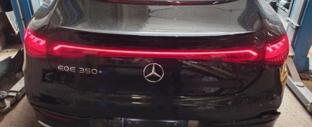 Mercedes-Benz EQE v295 фонарь
