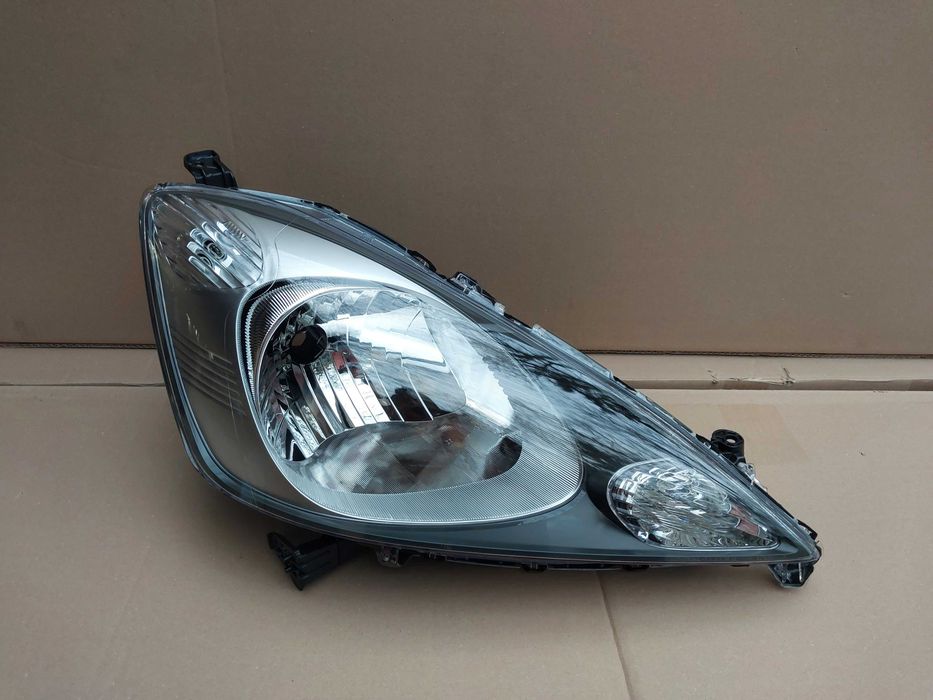 HONDA JAZZ 2008 + lampa przód nowa