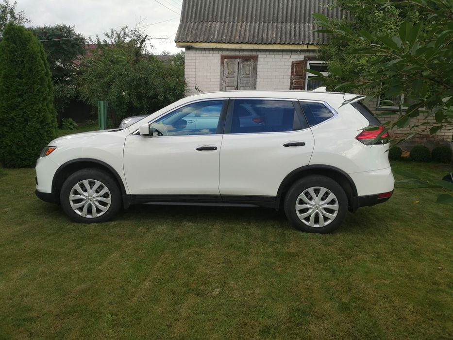 Продаж Nissan Rogue