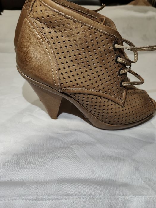 Botas - Botim (Marca - Pedro Martins) Nr. 36