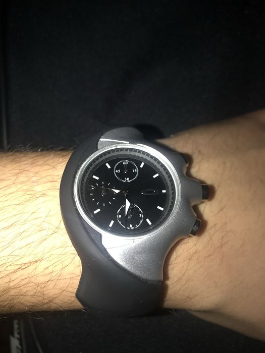 Годинник Oakley новий