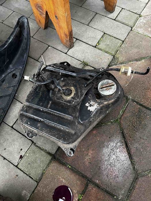 Продам запчасті на хонду діо аф 34-35 не дорого срочно ситайте опис