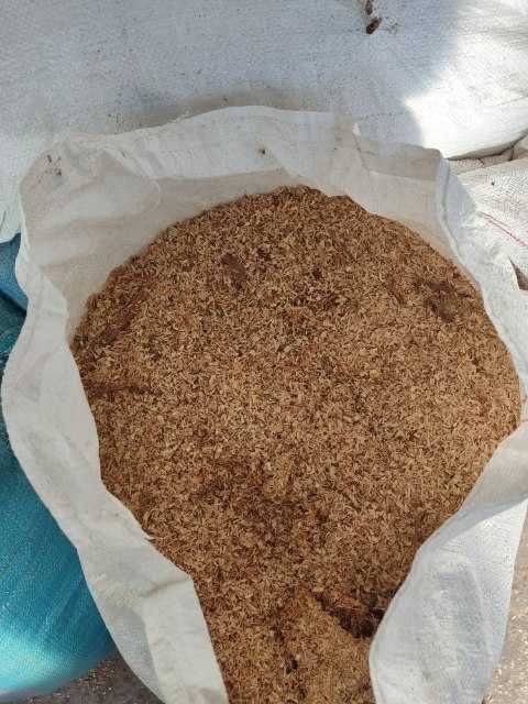 Trociny dębowe suche grube worek 100l