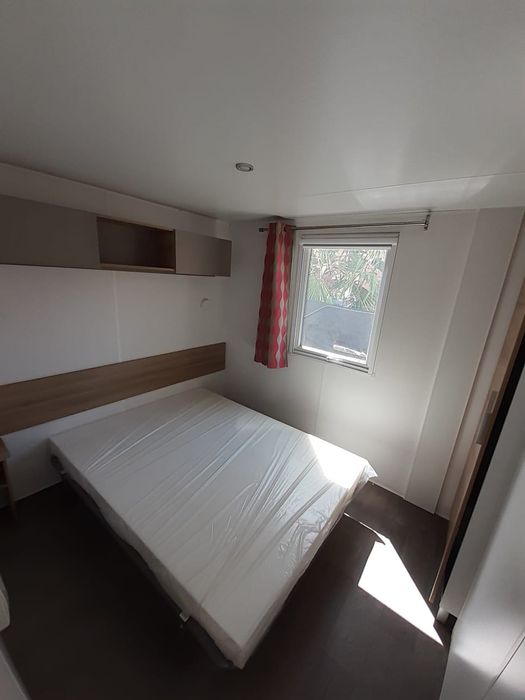 MOBILE HOME IRM ELEGANZIA DE 8X4 METROS EM LEIRIA.