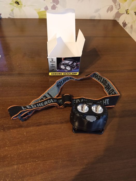 Потужний світлодіодний Налобний новий ліхтарик