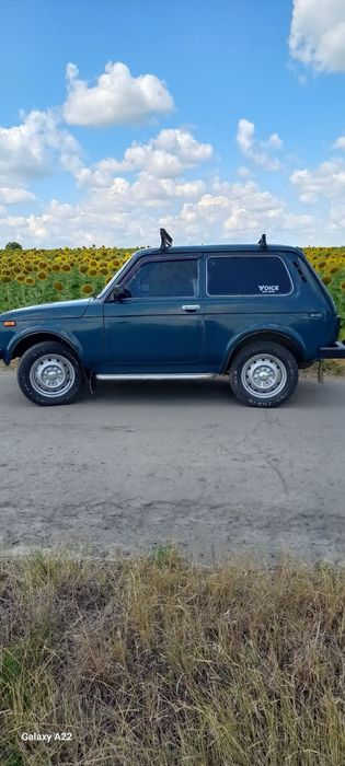 Продам ниву21213