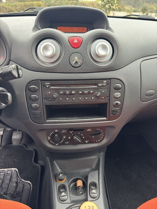 Citroen C2 1.1 121.000 km  Ar condicionado