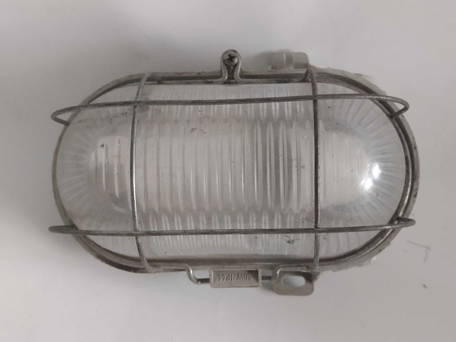 Lampa garażowa  w stylu Loft