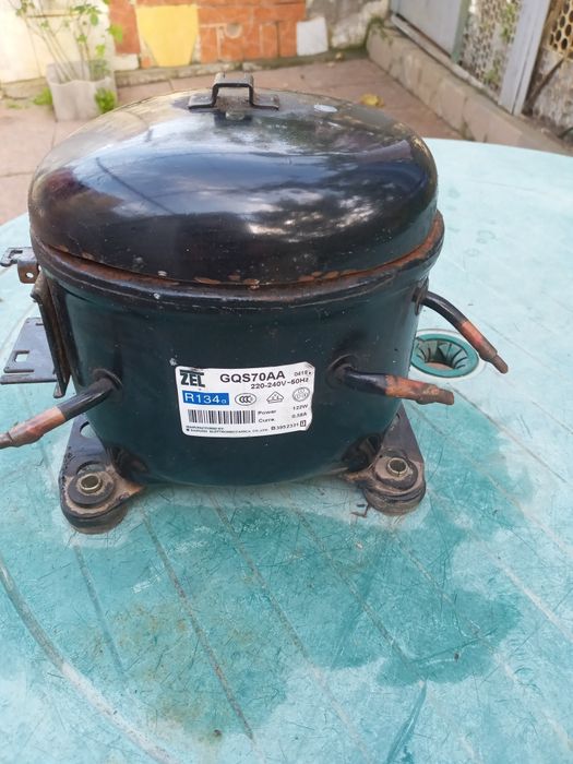 Компресор для холодильника