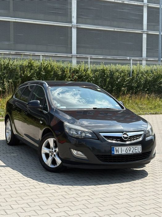 Opel Astra Sports Tourer 1.7 CDTI 2011•Klima•Zadbana•Ekonomiczna