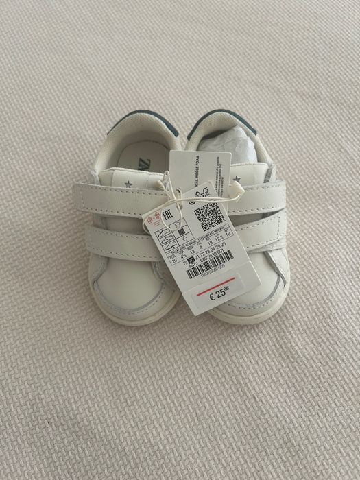 Sapatilhas Barefoot Zara tamanho 20
