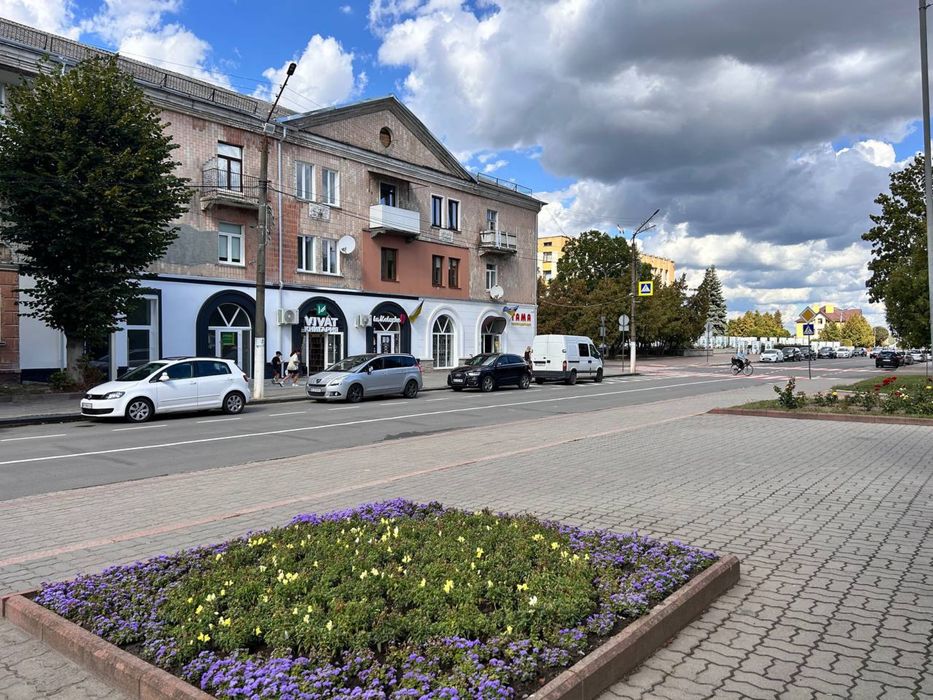 ОРЕНДА  55кв.м. Центр міста.Пр-т Дружби 25.