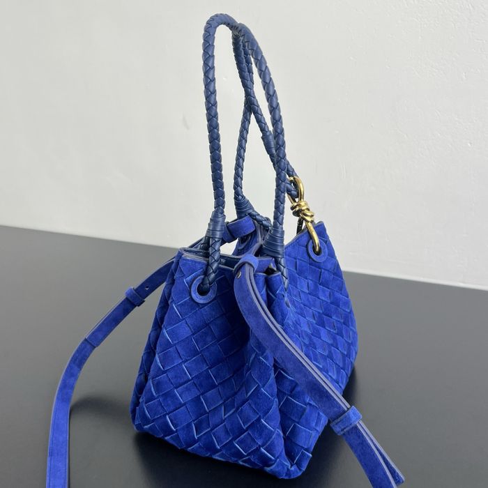 Bottega Veneta 2025!! Синяя замшевая плетеная сумка (21см). Сумочка