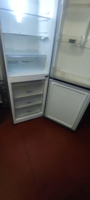 Продам холодильник LG