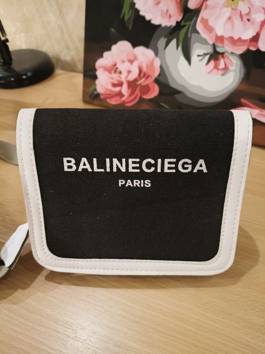 Стильна крос-боді сумка Balineciega Paris