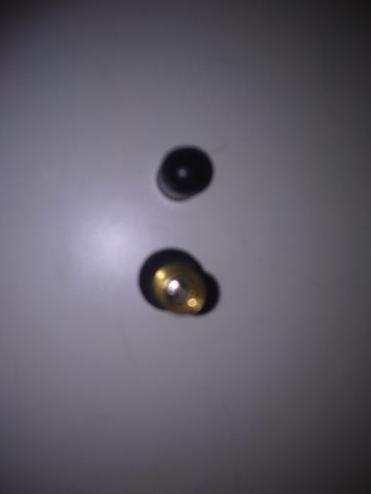 Штуцер вентиль сосок клапан колеса  безкамерної шини електросамокату