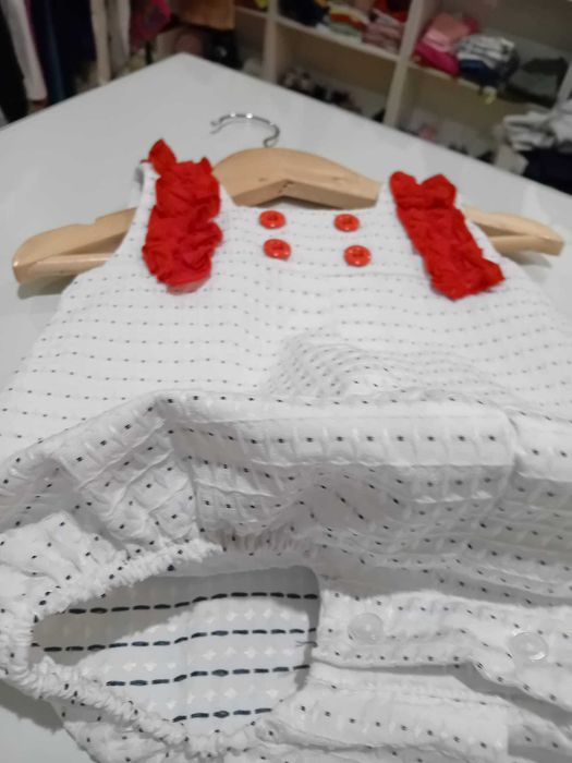 Venda de roupas de criança