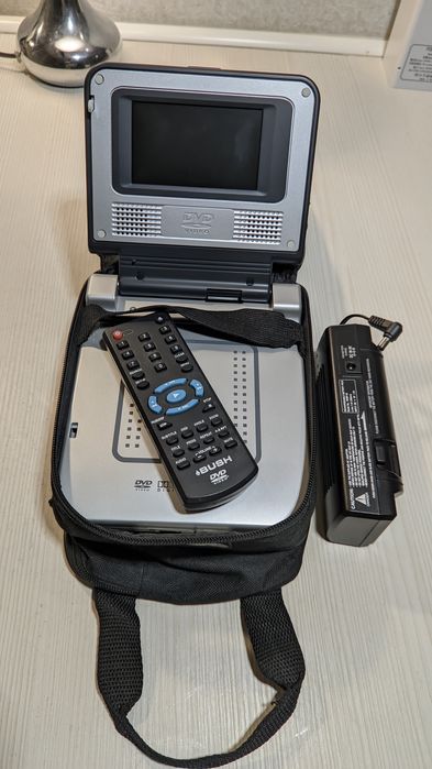 Портативний DVDпрогравач