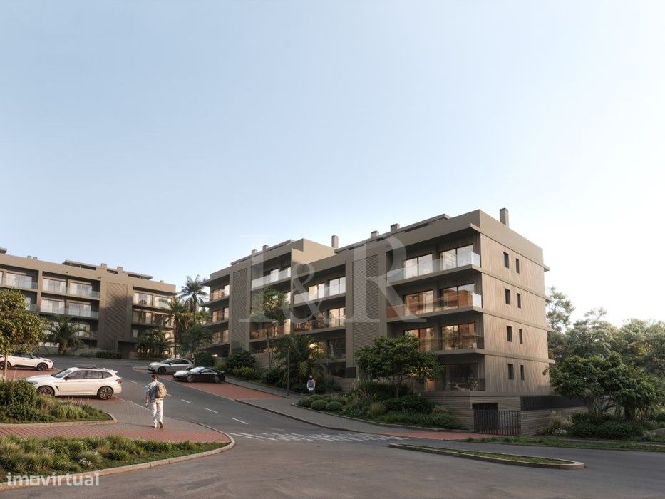 Apartamento T3 com grande terraço e estacionamento, Odivelas
