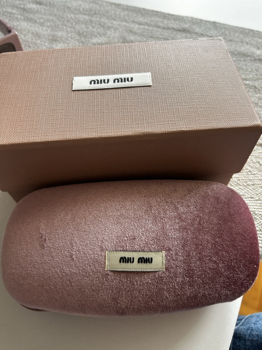Różowe okulary miu miu