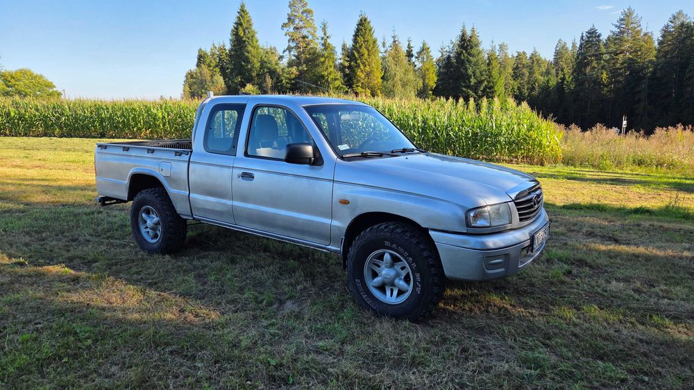 Mazda b2500 4x4 PickUp
