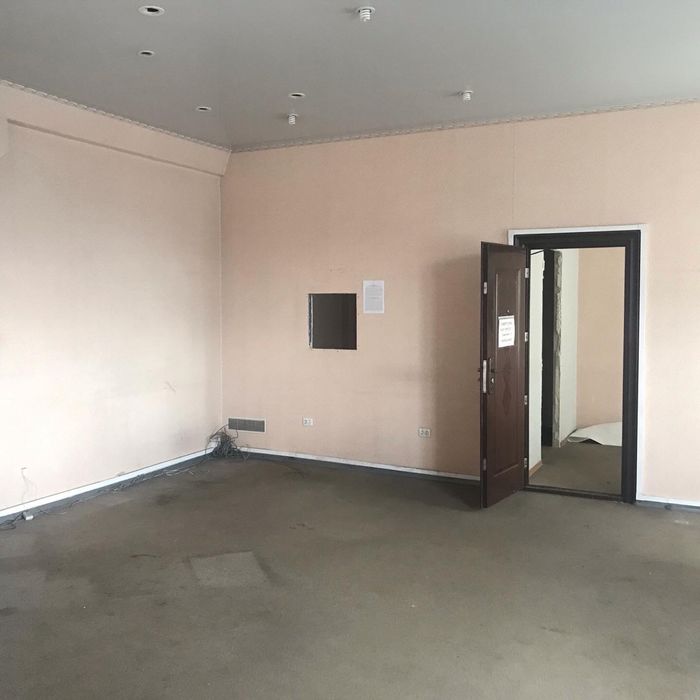 Продам офис левый берег ул.Каштановая возле ОККО