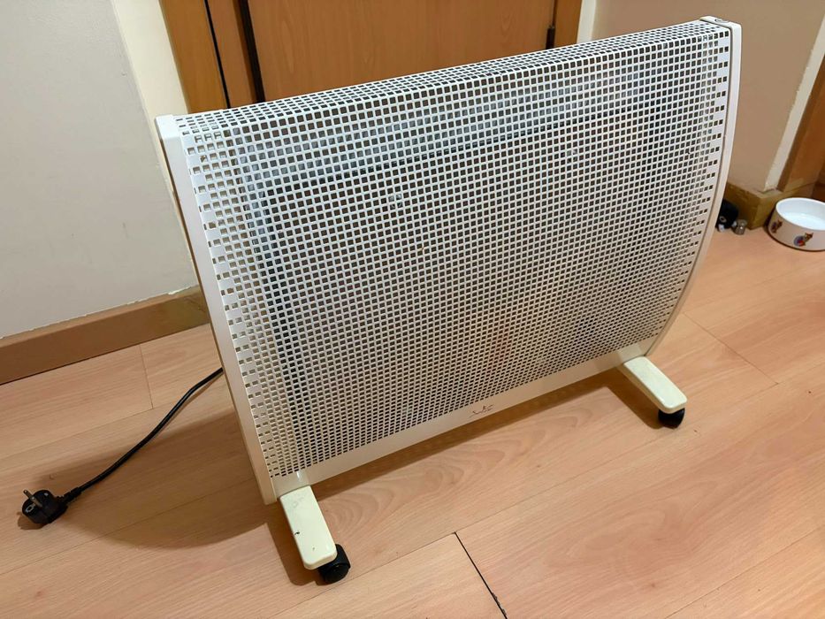 Aquecedor Micatérmico Jata 1500W com Rodas