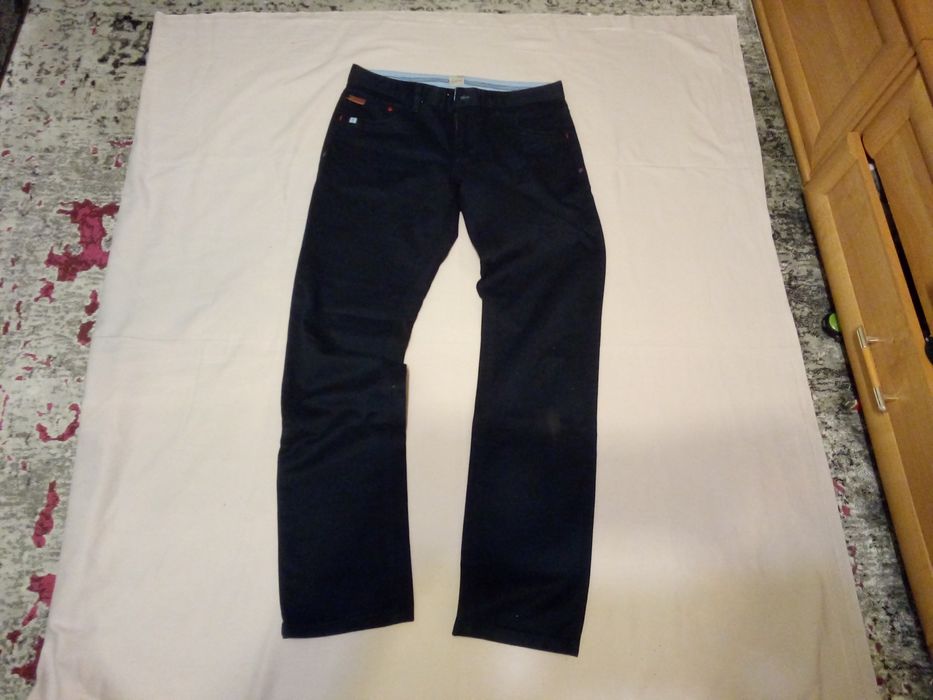 Spodnie LEGER rozmiar L (nowe)