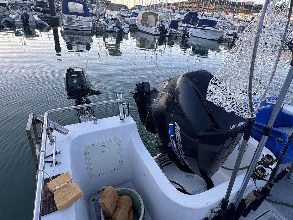 Barco de Pesca Desportiva
