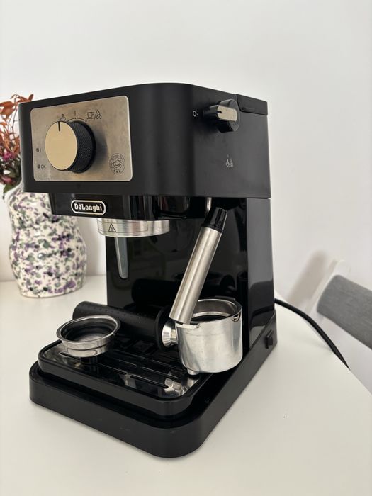 Máquina de Café Delonghi