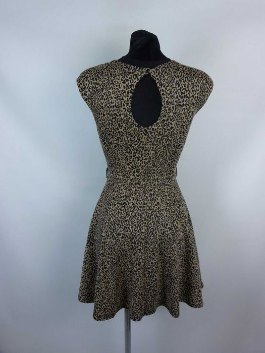 Miss Selfridge kloszowana sukienka dzianinka 6 / 34
