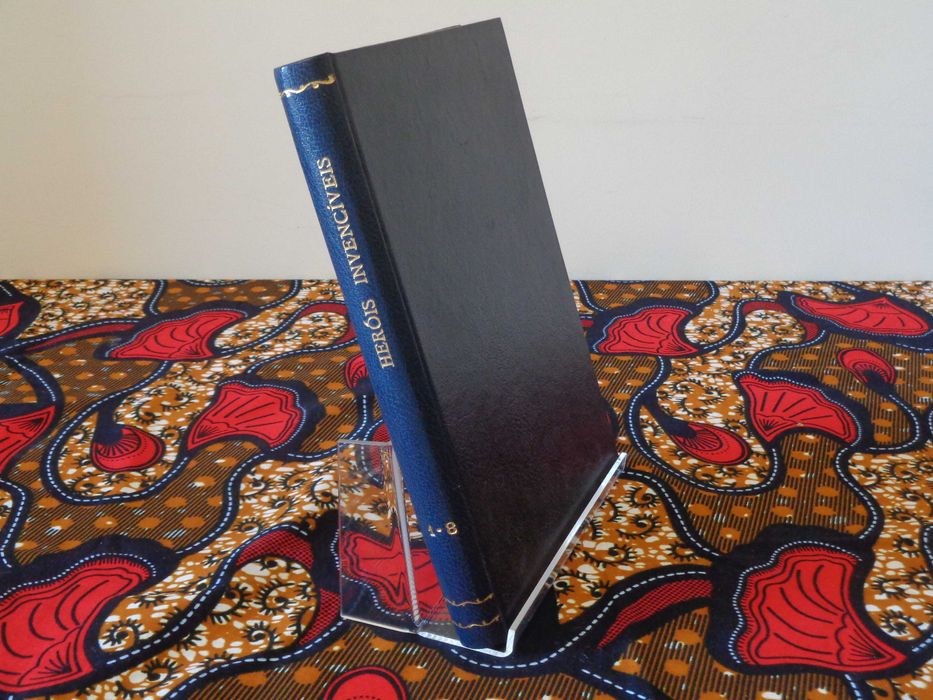 Colecção Heróis Invencíveis. 1983. APR. Portes incluídos.