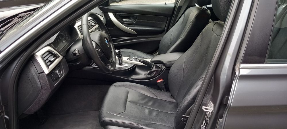 BMW 318D Touring Auto Nacional