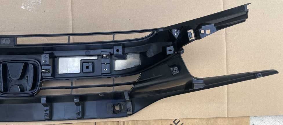 grelha frontal honda civic X (FC/FK)
