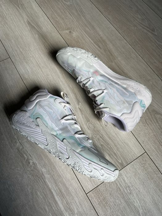 Buty Puma LaMelo MB.03 ‚White Iridescent' 42 27cm
