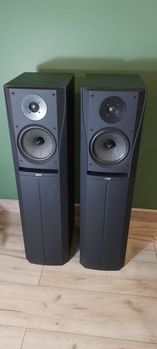 Kolumny B&W DM305