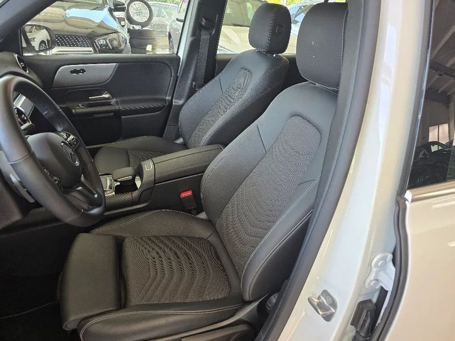 Mercedes-Benz GLB Salon Polska półroczny 4x4 radary najdłuższa gwarancja