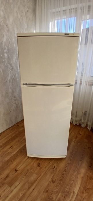 Холодильник АТЛАНТ 1,6×0,6