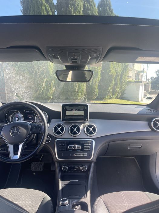 Mercedes CLA 220 CDi - Teto panoramico