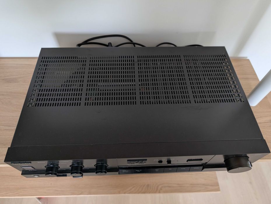 Technics SU‑V40 – japoński wzmacniacz stereo – sprawny