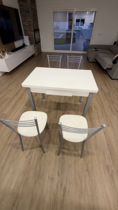 Mesa de cozinha