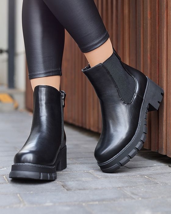 36 37 38 botki 39 40 41 workery na grubej podeszwie za kostkę wsuwane