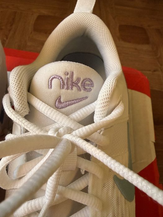 Кросівки Nike Zoom Bella 6 White