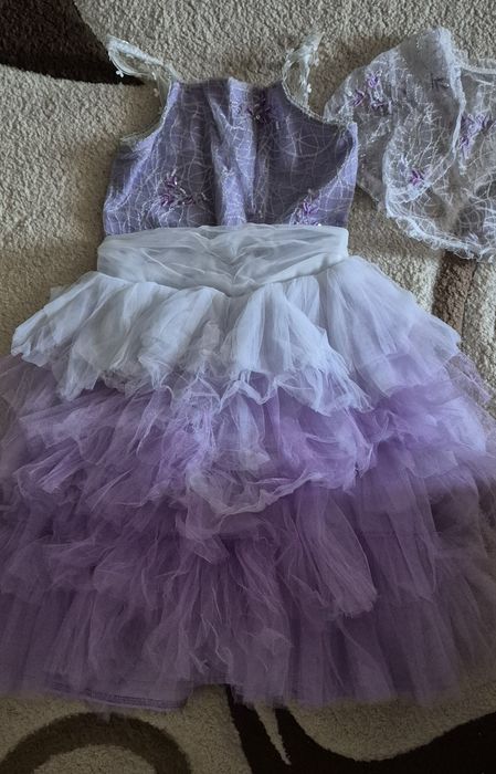 Плаття для дівчинки, нарядне, 5-6 років