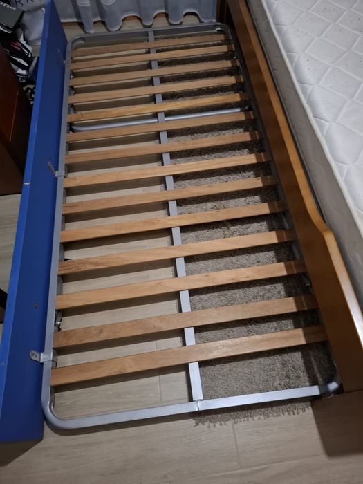 Cama com gavetão cama embaixo e cómoda