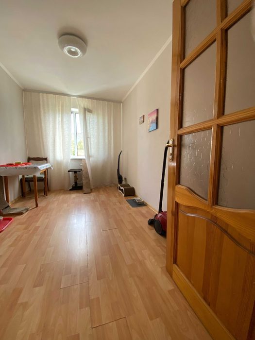 ПРОДАМ 3 кім. квартиру! СУПЕР - ЛОКАЦІЯ - Зарічанська! • ID 3318